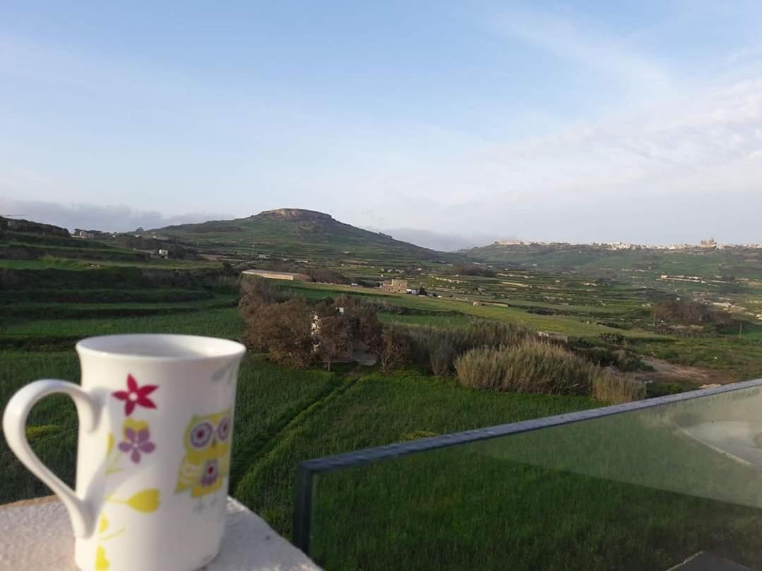 Penthouse View Apartman Qbajjar Kültér fotó